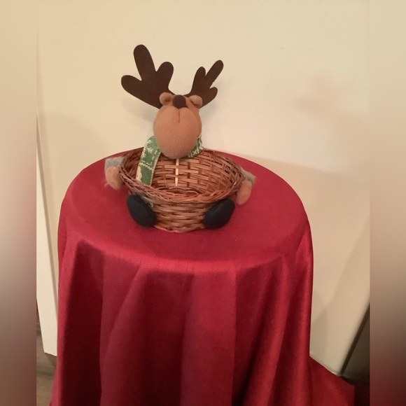 Reindeer with scarf for candies at Christmas or maybe incoming Christmas Cards. - Picture 2 of 2
